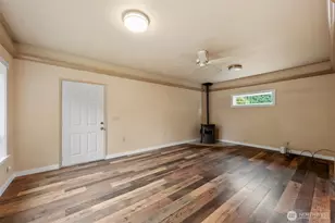 6205 W Beech St, Everett, WA 98203 - Photo 14