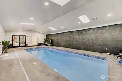 17606 Larch Way, Lynnwood, WA 98037 - Photo 4