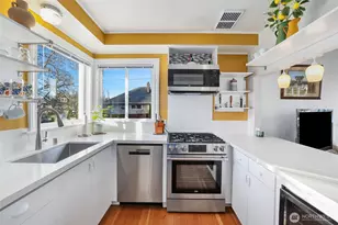 2602 N 15th St, Tacoma, WA 98406 - Photo 10