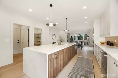 8108 126th Avenue NE, Kirkland, WA 98033 - Photo 12