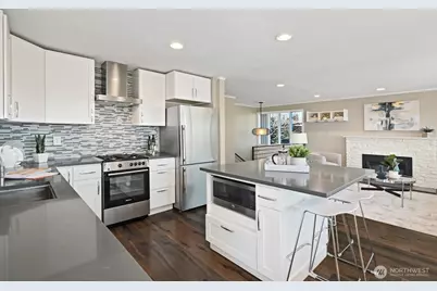 2525 S Raymond Street, Seattle, WA 98108 - Photo 12