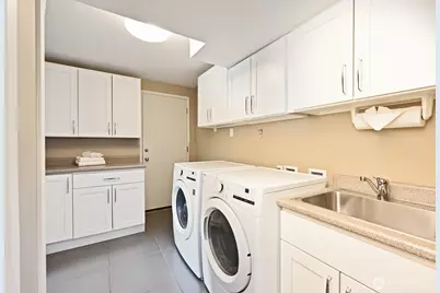 2525 S Raymond Street, Seattle, WA 98108 - Photo 26