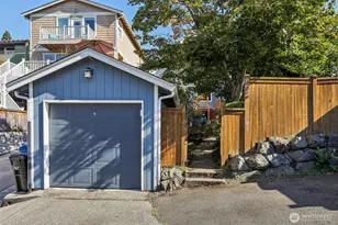 2419 2nd Ave W, Seattle, WA 98119 - Photo 28