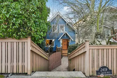 2419 2nd Avenue W, Seattle, WA 98119 - Photo 2
