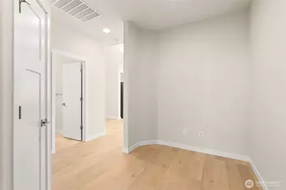 9041 Wyatt Loop SE, Tumwater, WA 98501 - Photo 22