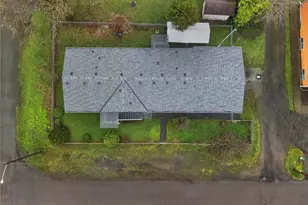 321 E F St, Shelton, WA 98584 - Photo 2