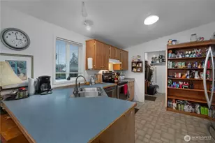 321 E F St, Shelton, WA 98584 - Photo 10