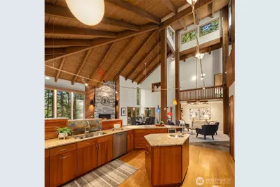 13525 NE 50th Street, Bellevue, WA 98005 - Photo 14