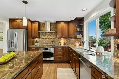 13918 SE 46th Street, Bellevue, WA 98006 - Photo 10