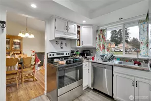 514 190th St Ct E, Spanaway, WA 98387 - Photo 8