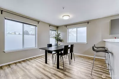 10511 Midvale Avenue N #302, Seattle, WA 98133 - Photo 14