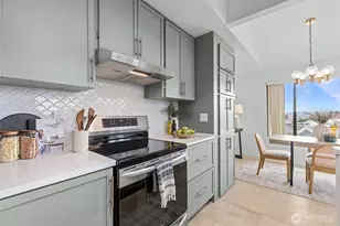 4911 Fremont Ave N, Seattle, WA 98103 - Photo 10