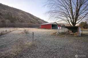 147 Bramlett Rd, Waitsburg, WA 99361 - Photo 2