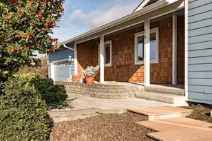 670 El Prado Ave, Coupeville, WA 98239 - Photo 4