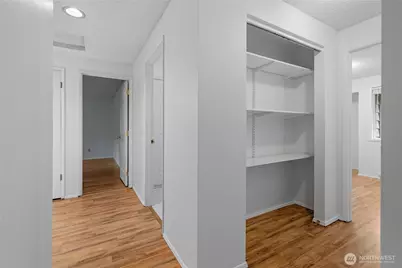 633 NW Cathlamet Drive, Oak Harbor, WA 98277 - Photo 16