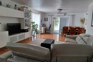 9453 Palatine Ave N, Seattle, WA 98103 - Photo 4