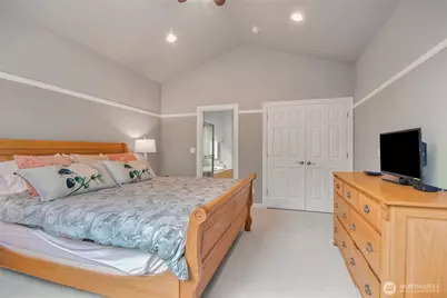 36424 10th Court SW, Federal Way, WA 98023 - Photo 16