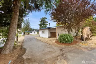 1314 NE South Petterson Rd, Keyport, WA 98345 - Photo 12