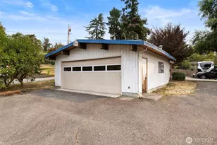 1314 NE South Petterson Rd, Keyport, WA 98345 - Photo 6