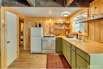 141 Northwoods Cabin, Cougar, WA 98616 - Photo 10