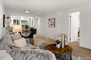 12760 NE 10th Pl, Bellevue, WA 98005 - Photo 20