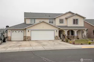212 I St NE, Quincy, WA 98848 - Photo 1