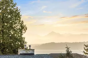 9224 190th St SW, Edmonds, WA 98020 - Photo 6