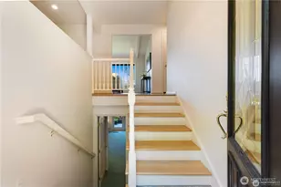 9224 190th St SW, Edmonds, WA 98020 - Photo 2