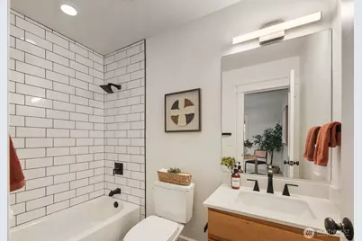 310 W Lee Street, Seattle, WA 98119 - Photo 24
