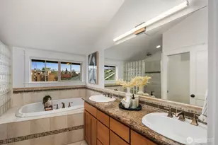 310 W Lee St, Seattle, WA 98119 - Photo 18