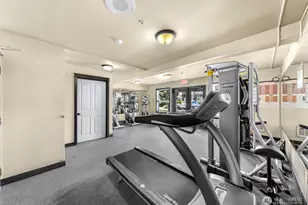 690 32nd St, Bellingham, WA 98225 - Photo 22