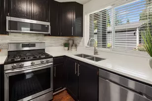 11807 NE 105th Ct, Kirkland, WA 98033 - Photo 10