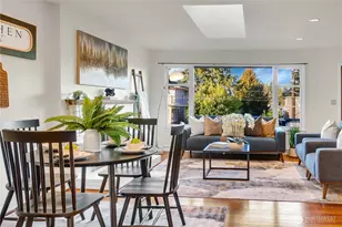 4209 S Lucile St, Seattle, WA 98118 - Photo 2