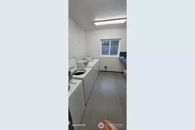 1902 -1904 W Casino Road, Everett, WA 98204 - Photo 8