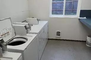 1902 -1904 W Casino Rd, Everett, WA 98204 - Photo 8