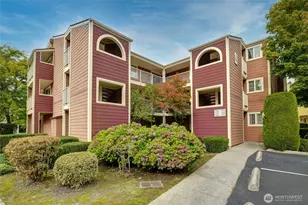7292 West LK Sammamish Pkwy NE, Redmond, WA 98052 - Photo 2