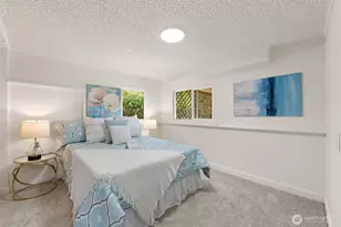 12049 NE 97th St, Kirkland, WA 98033 - Photo 24