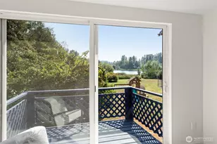 12049 NE 97th St, Kirkland, WA 98033 - Photo 20