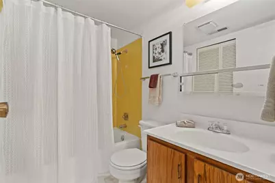 14331 124th Avenue NE #C22, Kirkland, WA 98034 - Photo 16