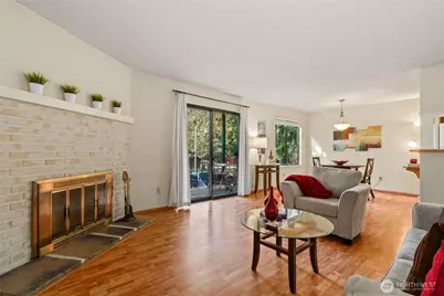 14331 124th Avenue NE #C22, Kirkland, WA 98034 - Photo 4