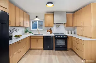 817 26th Ave, Seattle, WA 98122 - Photo 10