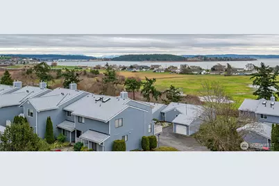 1850 SW Scenic Heights Street #B303, Oak Harbor, WA 98277 - Photo 24