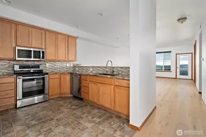 1850 SW Scenic Heights Street #B303, Oak Harbor, WA 98277 - Photo 10