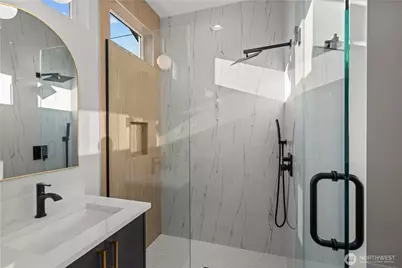 9230 22nd Avenue SW, Seattle, WA 98106 - Photo 16