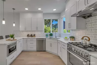 4019 4th Avenue NE #B, Seattle, WA 98105 - Photo 14