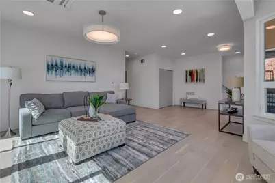 4019 4th Avenue NE #B, Seattle, WA 98105 - Photo 8