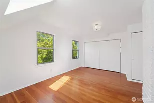 209 W Blaine St, Seattle, WA 98119 - Photo 20