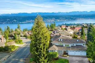 4504 174th Ave SE, Bellevue, WA 98006 - Photo 2