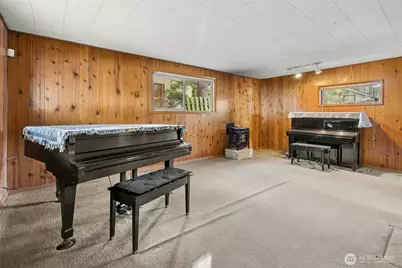 456 156th Avenue SE, Bellevue, WA 98007 - Photo 16