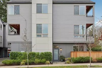 229 NE 185th Street, Shoreline, WA 98155 - Photo 1